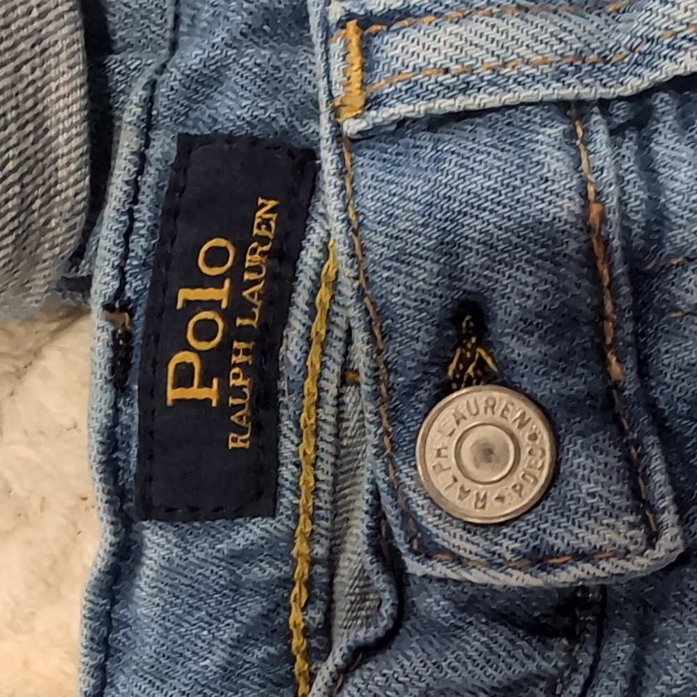 Shorts - Picture 5 of 5